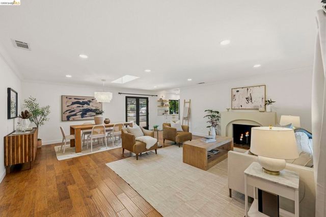 447 Cumberland Dr, Pleasant Hill, CA 94523