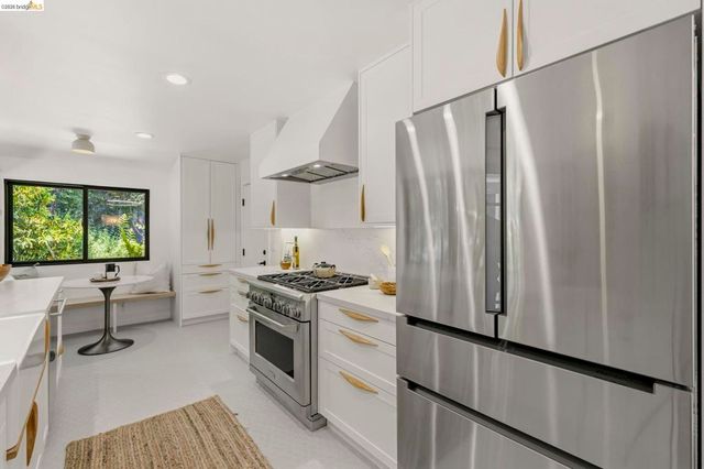 447 Cumberland Dr, Pleasant Hill, CA 94523