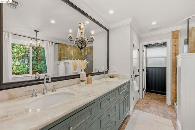 447 Cumberland Dr, Pleasant Hill, CA 94523