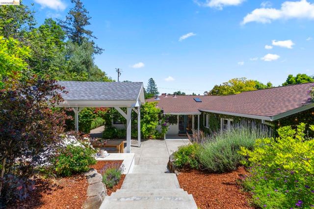 447 Cumberland Dr, Pleasant Hill, CA 94523