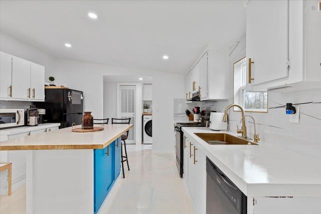 155 Arosa DR, Elgin, TX 78621