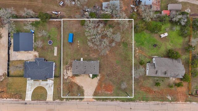 155 Arosa DR, Elgin, TX 78621