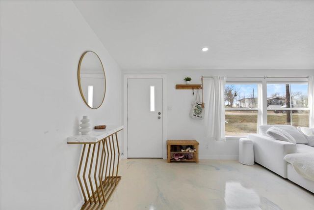 155 Arosa DR, Elgin, TX 78621