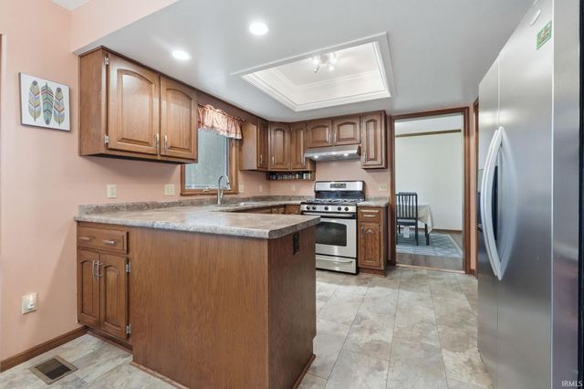 6510 Oak Forest Trail, Fort Wayne, IN 46835