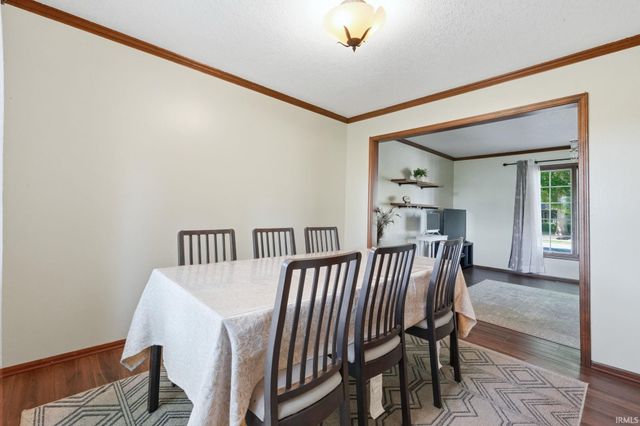 6510 Oak Forest Trail, Fort Wayne, IN 46835