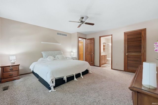 6510 Oak Forest Trail, Fort Wayne, IN 46835