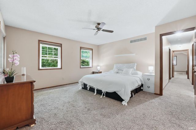 6510 Oak Forest Trail, Fort Wayne, IN 46835
