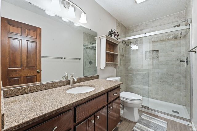 6510 Oak Forest Trail, Fort Wayne, IN 46835