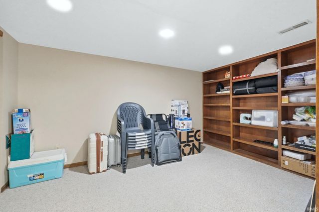 6510 Oak Forest Trail, Fort Wayne, IN 46835