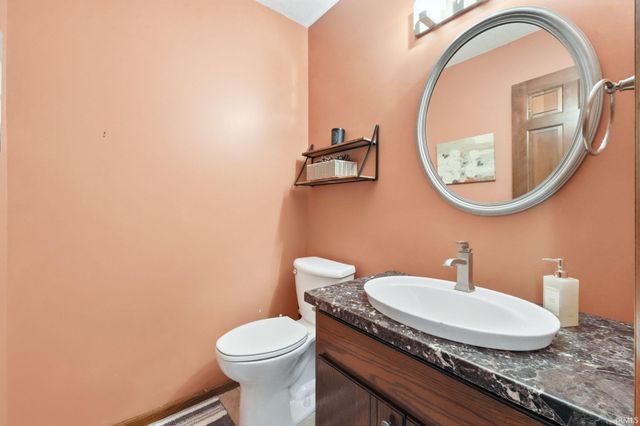6510 Oak Forest Trail, Fort Wayne, IN 46835