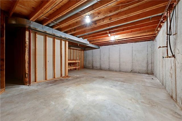 4975 W 88 Street, Prairie Village, KS 66207