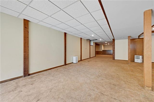4975 W 88 Street, Prairie Village, KS 66207