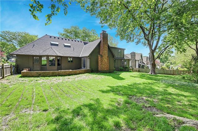 4975 W 88 Street, Prairie Village, KS 66207