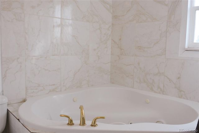 2087 S Quintero Street, Aurora, CO 80013