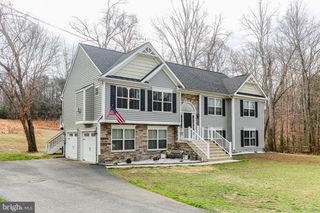 189 RUBY GLEN LN, Fredericksburg, VA 22405