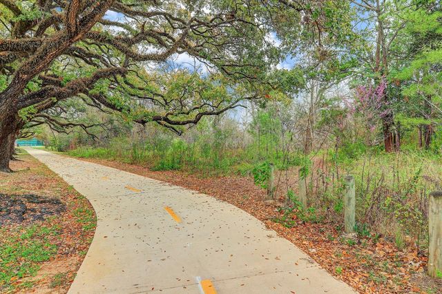 1120 Highland Street, Houston, TX 77009