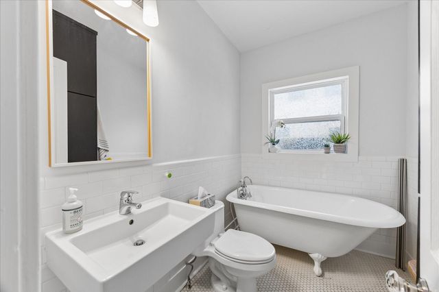 1120 Highland Street, Houston, TX 77009
