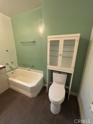 5620 Murietta Avenue, Van Nuys, CA 91401