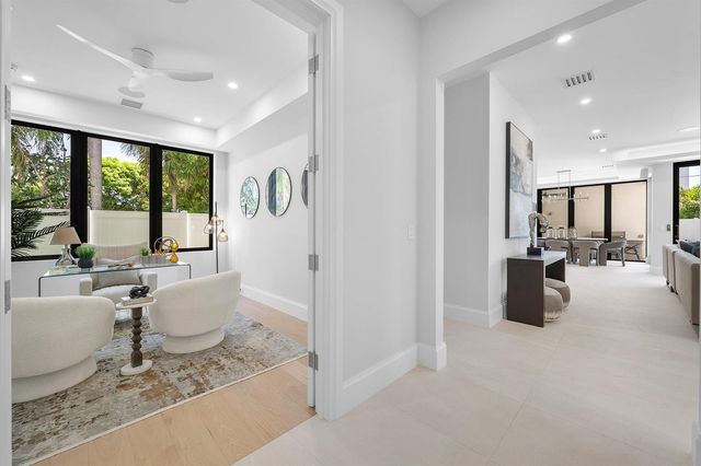 731 SE 4th Avenue, Delray Beach, FL 33483