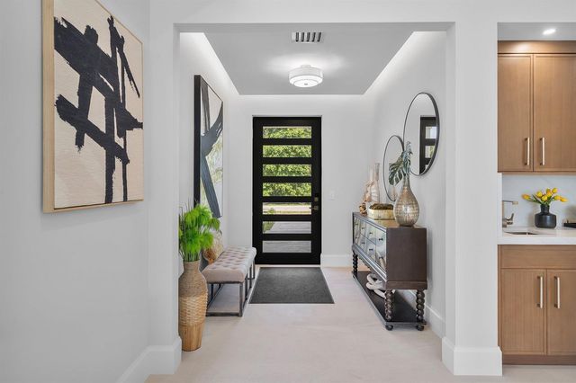 731 SE 4th Avenue, Delray Beach, FL 33483