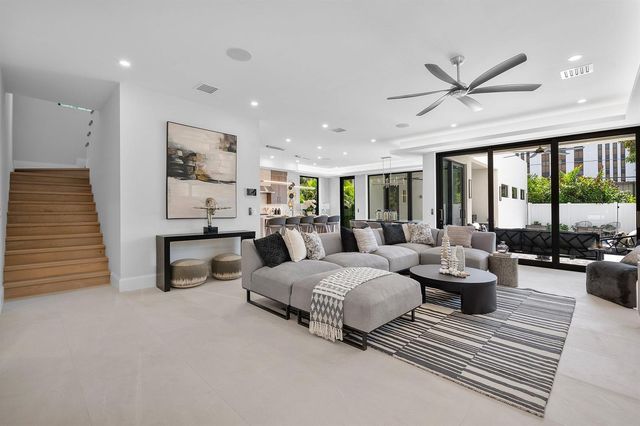 731 SE 4th Avenue, Delray Beach, FL 33483