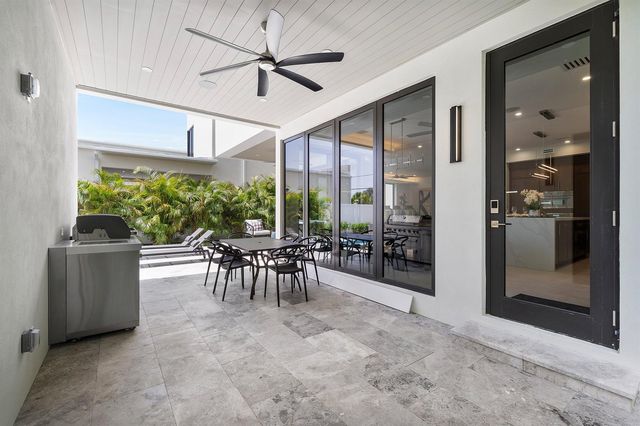 731 SE 4th Avenue, Delray Beach, FL 33483