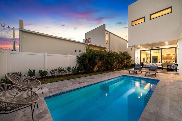 731 SE 4th Avenue, Delray Beach, FL 33483