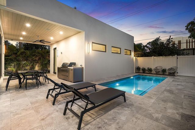 731 SE 4th Avenue, Delray Beach, FL 33483