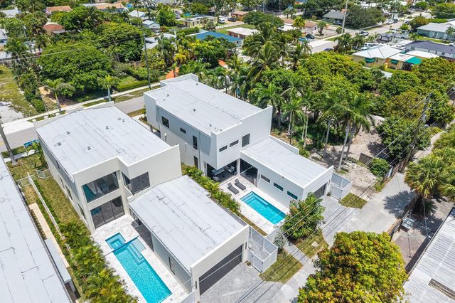 731 SE 4th Avenue, Delray Beach, FL 33483