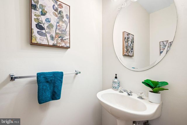 236 SILVERBELL CT, West Chester, PA 19380