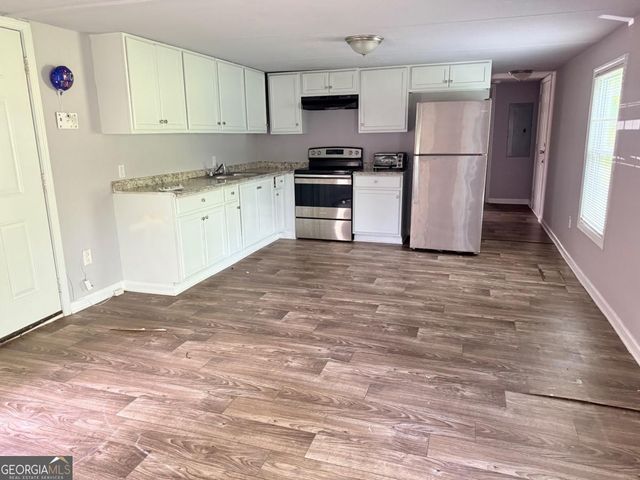 30 Winston Way, Hampton, GA 30228