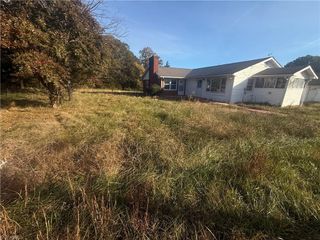 9885 Moore Farm Drive, Kernersville, NC 27284