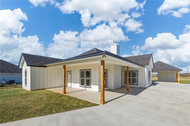 855 Mimosa Lane, Franklin, TX 77856