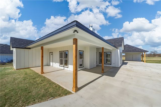 855 Mimosa Lane, Franklin, TX 77856