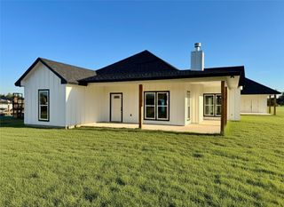 855 Mimosa Lane, Franklin, TX 77856