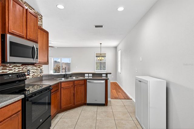 1749 BONITA BLUFF COURT, Ruskin, FL 33570