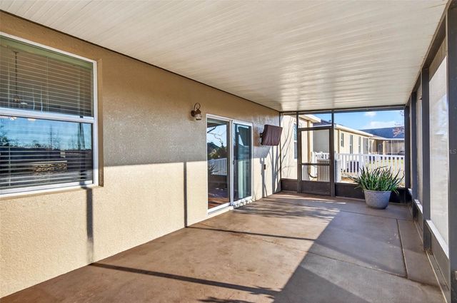 1749 BONITA BLUFF COURT, Ruskin, FL 33570