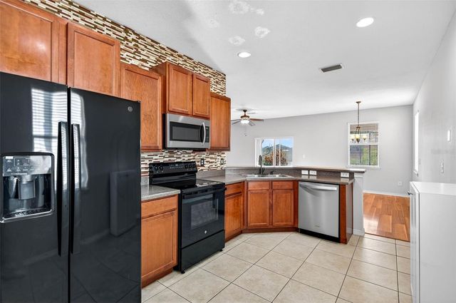 1749 BONITA BLUFF COURT, Ruskin, FL 33570