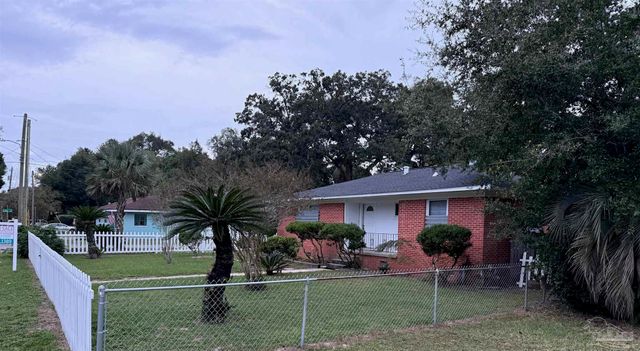 801 N 57th Ave, Pensacola, FL 32506