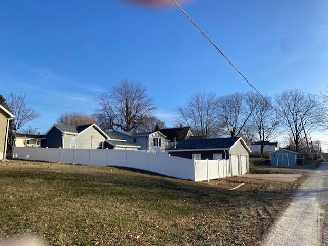 109 W Iowa Street, Spring Valley, IL 61362