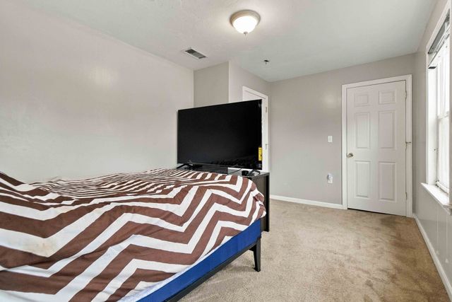 51 N Manchester, Brockton, MA 02302