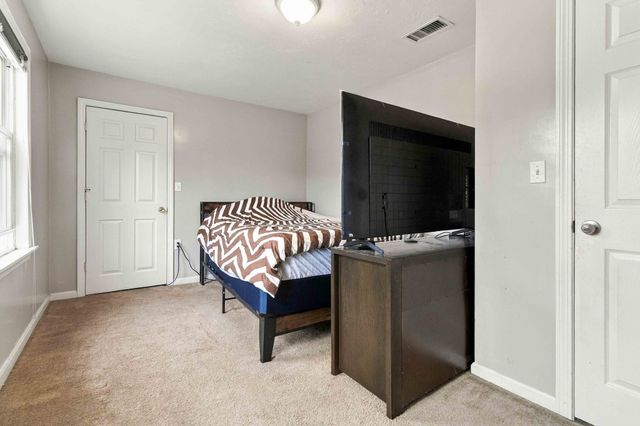 51 N Manchester, Brockton, MA 02302