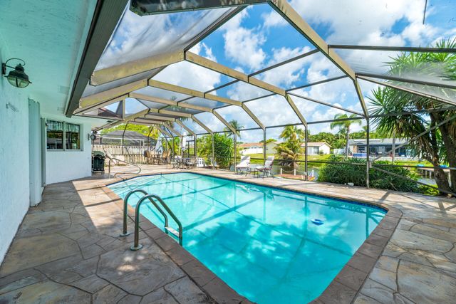 2705 SW 14th Court, Deerfield Beach, FL 33442