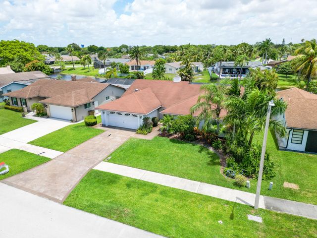 2705 SW 14th Court, Deerfield Beach, FL 33442