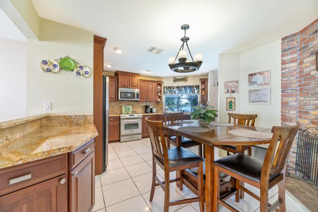 2705 SW 14th Court, Deerfield Beach, FL 33442