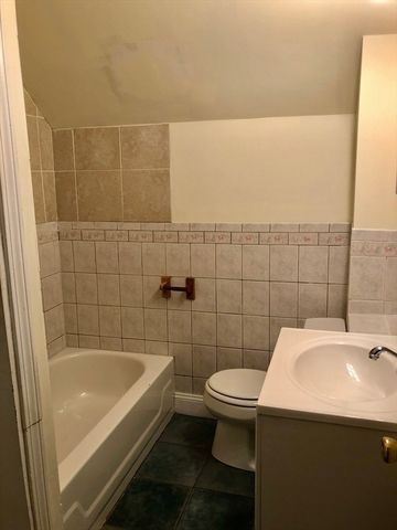 44 Smith 1, Quincy, MA 02169