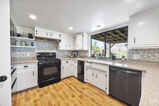 30001 Jamaica Dunes Drive, Tehachapi, CA 93561