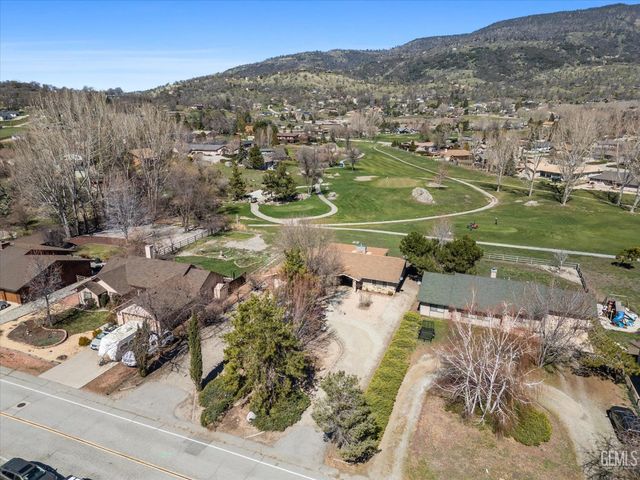 30001 Jamaica Dunes Drive, Tehachapi, CA 93561