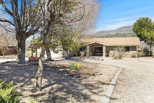 30001 Jamaica Dunes Drive, Tehachapi, CA 93561