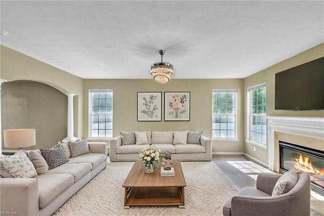 101 Woodhaven DR, Suffolk, VA 23435